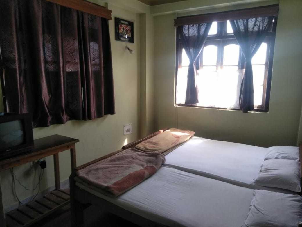 Hotel J P Lodge Kalimpong Εξωτερικό φωτογραφία